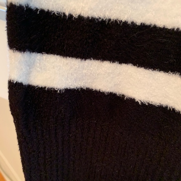 Bebe soft long sleeve dress - Picture 5 of 6